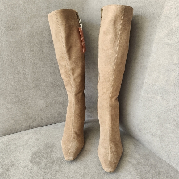 Gianni Bini heeled boots 9.5 beige suede CatWalk knee high snip toe tall new$130 - Picture 8 of 16